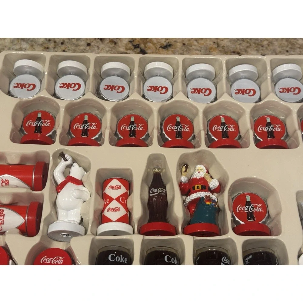 Coca Cola Vs Coke Collectors Edition Chess Set Game Holiday Christmas 2002
